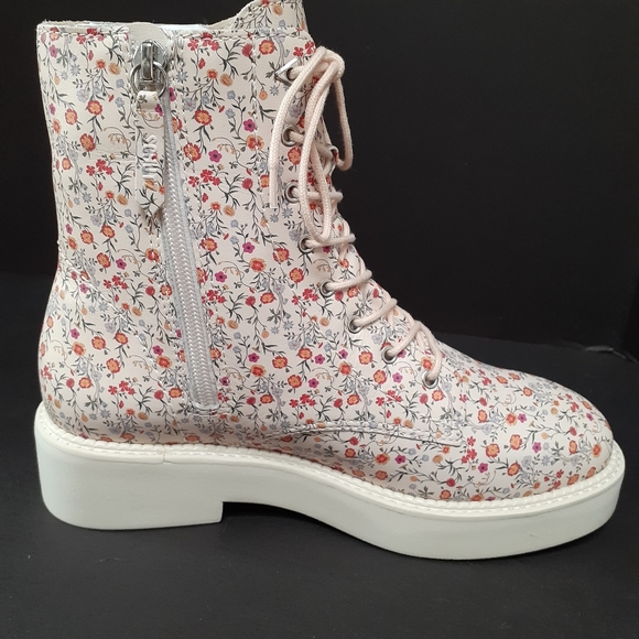 Schutz Napa Mini Floral Combat Boots 7.5 - Picture 1 of 9